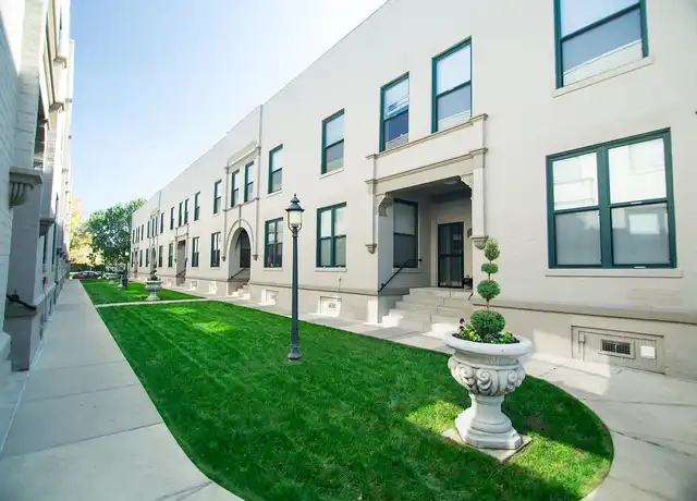 Property at Garden Arch - 726 N East St, Indianapolis, IN, 46202, 1 bed, 1 bath, [object Object]