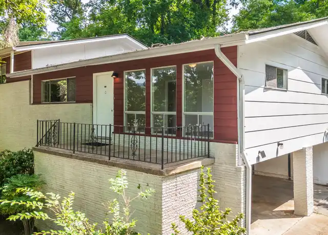 Property at 204 Valley View Ave Unit 1, Red Bank, TN, 37415, 2 beds, 1 bath, [object Object]