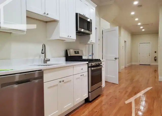 Property at 10 Harris St, Brookline, MA, 02446, 4 beds, 2 baths, [object Object]