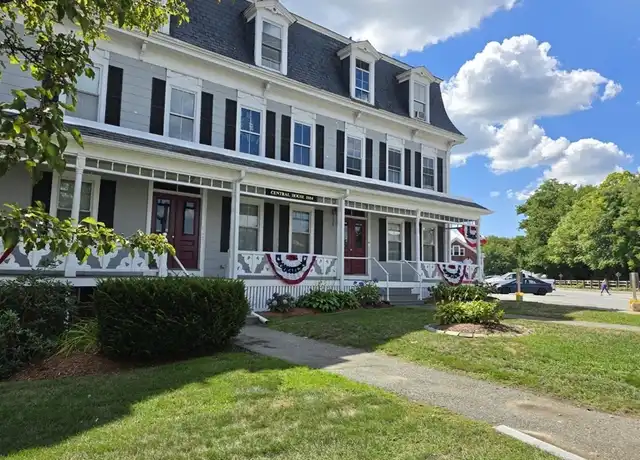Property at 8 Central Sq Unit 8 1/2, Chelmsford, MA, 01824, 1 bed, 1 bath, [object Object]