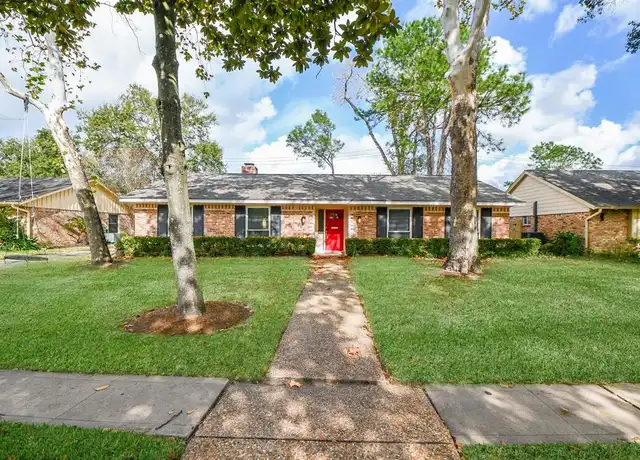Property at 10706 Inwood Dr, Houston, TX, 77042, 3 beds, 2 baths, [object Object]