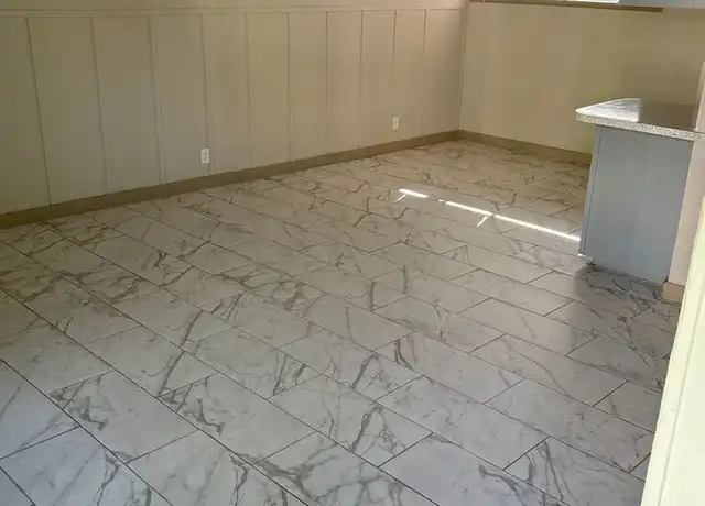 Property at 801 Culver St Unit B05, Commerce, TX, 75428, 2 beds, 1.5 baths, [object Object]