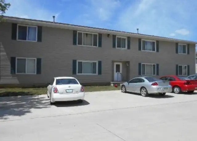 Property at 3549 Cobblestone Cir #7, Waterloo, IA, 50701, 2 beds, 1 bath, [object Object]