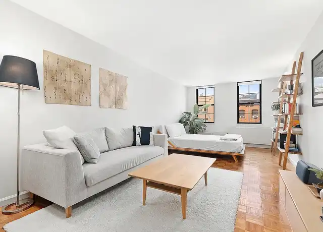 Property at 222 W 14th St Unit 5K, New York, NY, 10011, 1 bed, 1 bath, [object Object]
