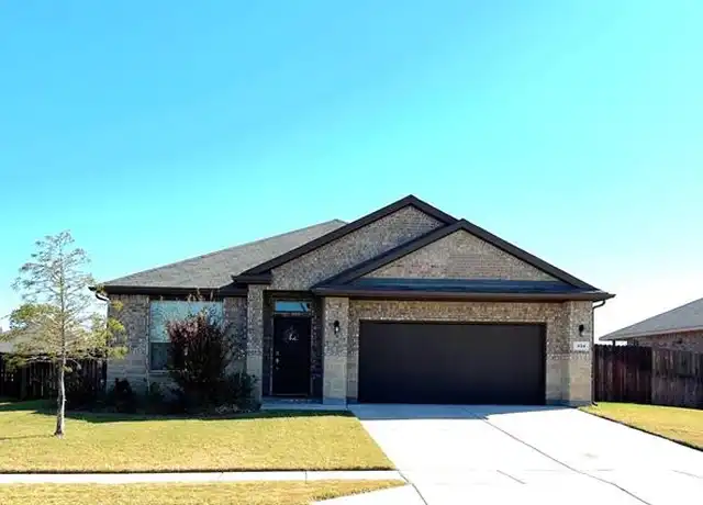 Property at 424 Skipper Ln, Azle, TX, 76020, 3 beds, 2 baths, [object Object]