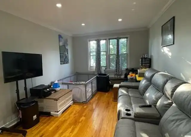 Property at 1 Burbank St Unit 2a, Yonkers, NY, 10710, 1 bed, 1 bath, [object Object]