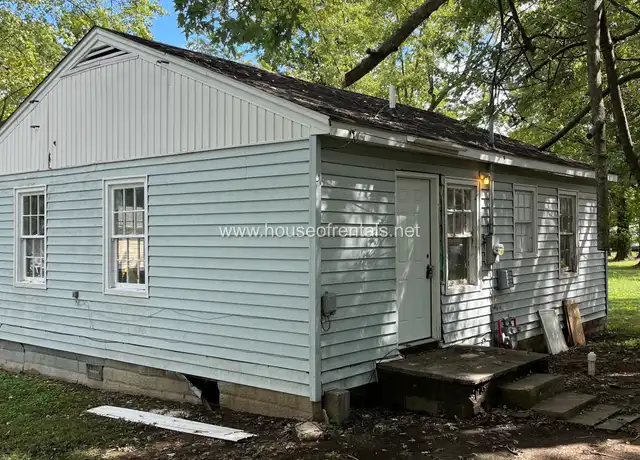 Property at 6 Court C, Herrin, IL, 62948, 2 beds, 1 bath, [object Object]