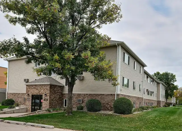 Property at Brownstone - 2201 33rd Ave S, Fargo, ND, 58104, 2 beds, 1 bath, [object Object]
