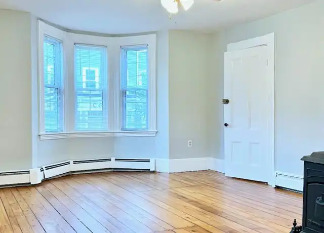 Property at 252 Walden St, Cambridge, MA, 02140, 1 bed, 2 baths, [object Object]
