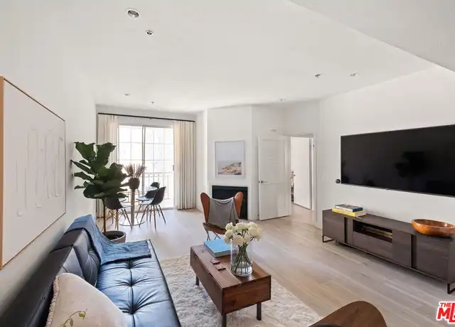 Property at 585 N Rossmore Ave #506, Los Angeles, CA, 90004, 1 bed, 1 bath, [object Object]