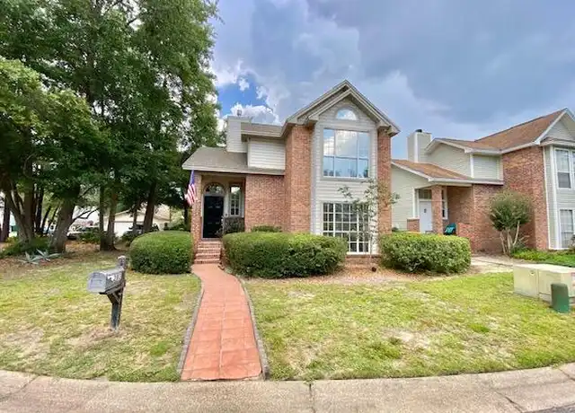 Property at 213 Parkwood Cir, Niceville, FL, 32578, 3 beds, 2 baths, [object Object]