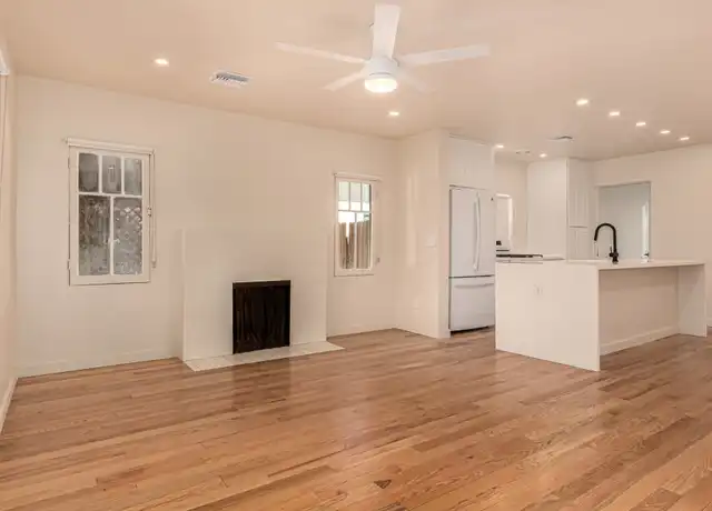 Property at 1223 E Hubbell St, Phoenix, AZ, 85006, 3 beds, 2.5 baths, [object Object]