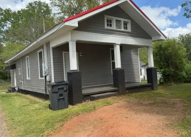 Property at 700 Swanson St, Lagrange, GA, 30240, 2 beds, 1 bath, [object Object]