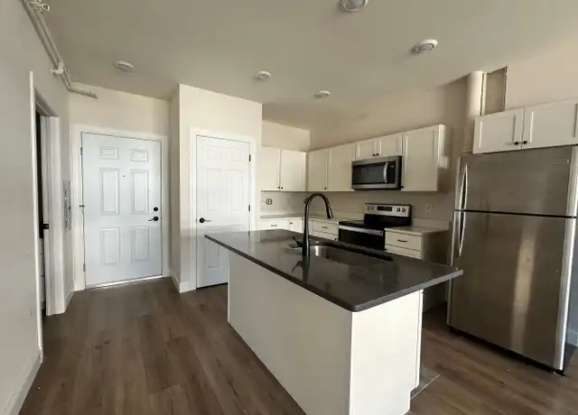 Property at 2577 N Downer Ave #205, Milwaukee, WI, 53211, 1 bed, 1 bath, [object Object]