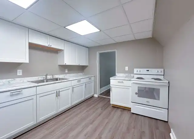 Property at 606 E Jefferson St, Tipton, IN, 46072, 1 bed, 1 bath, [object Object]
