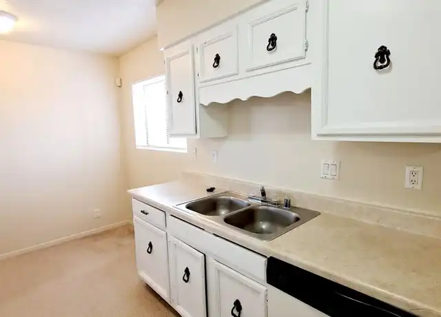 Property at 12700 Copper Ave NE Unit A, Albuquerque, NM, 87123, 3 beds, 2.5 baths, [object Object]