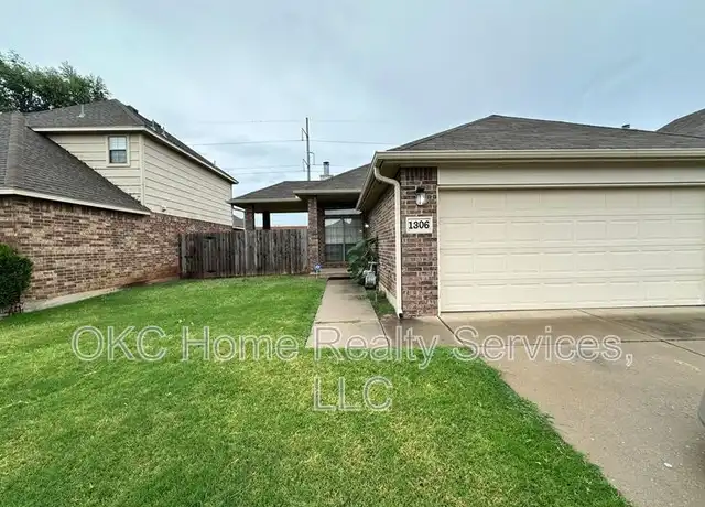 Property at 1306 SW 25th St, Moore, OK, 73170, 3 beds, 2 baths, [object Object]