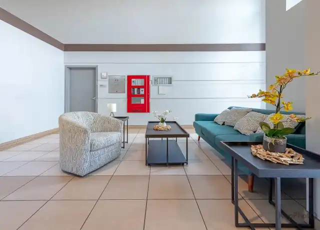 Property at 100 N Hermitage Ave, Chicago, IL, 60612, 1 bed, 1 bath, [object Object]