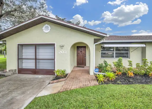 Property at 203 SE Camino St, Port Saint Lucie, FL, 34952, 2 beds, 2 baths, [object Object]
