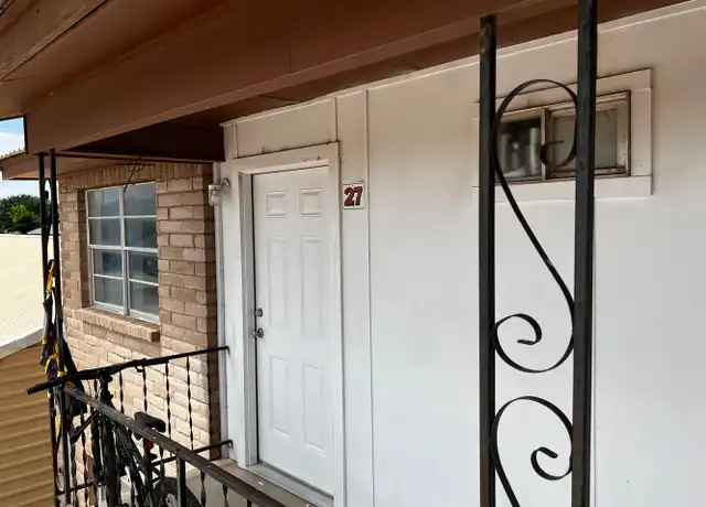 Property at 1550 Arizona Dr Unit 27, Portales, NM, 88130, 2 beds, 1 bath, [object Object]