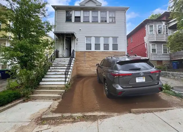 Property at 269 Alewife Brook Pkwy Unit 1, Somerville, MA, 02144, 2 beds, 2 baths, [object Object]
