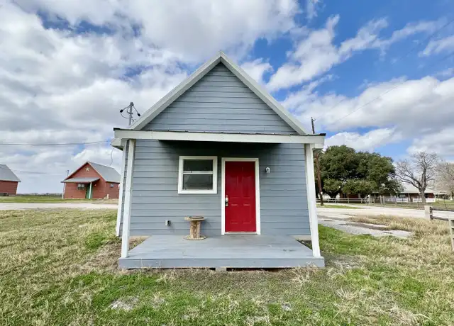 Property at 573 TX-97 #110, Floresville, TX, 78114, 1 bed, 1 bath, [object Object]
