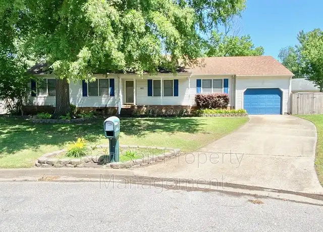 Property at 802 Tiverton Pl, Chesapeake, VA, 23320, 4 beds, 2 baths, [object Object]