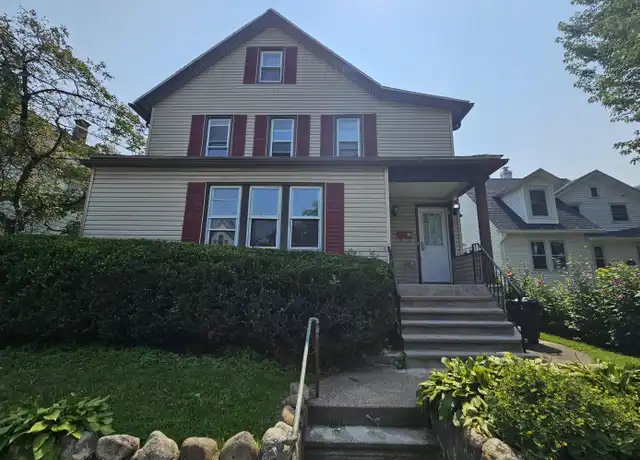 Property at 1042 Taylor Ave Unit Lower unit, Scranton, PA, 18510, 2 beds, 2 baths, [object Object]