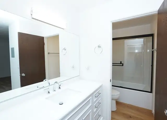 Photo of 3641 Edison Ave, Sacramento, CA 95821