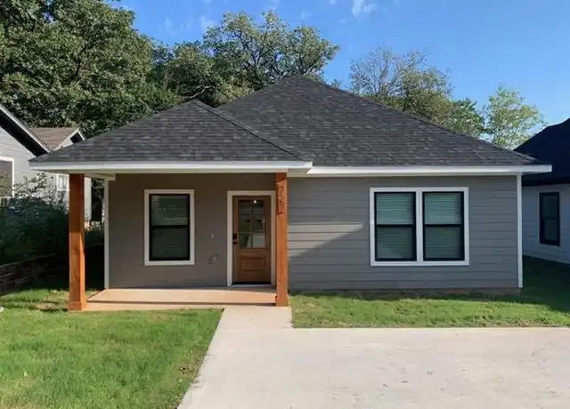 Property at 727 E Gandy St, Denison, TX, 75021, 3 beds, 2 baths, [object Object]