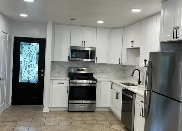 Property at 1508 Valleyridge Dr, Austin, TX, 78704, 2 beds, 1 bath, [object Object]