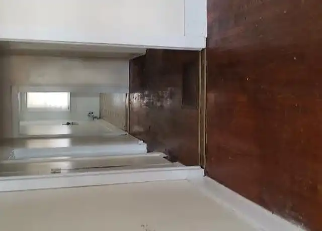 Property at 814 Willow Pl, High Point, NC, 27260, 3 beds, 1 bath, [object Object]