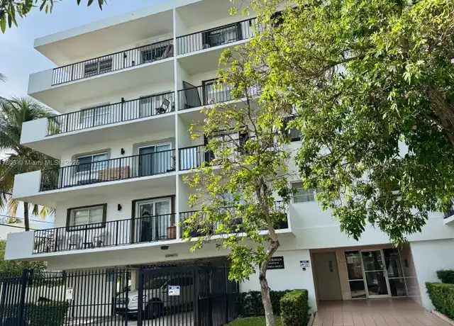 Property at 1900 Meridian Ave #301, Miami Beach, FL, 33139, 2 beds, 2 baths, [object Object]