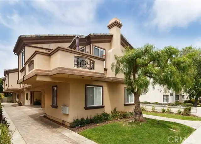 Property at 2113 Mathews Ave Unit B, Redondo Beach, CA, 90278, 3 beds, 2.5 baths, [object Object]