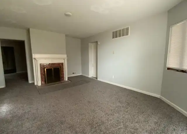 Property at 1400 Bass Ave Apt 100, Columbia, MO, 65201, 2 beds, 1 bath, [object Object]