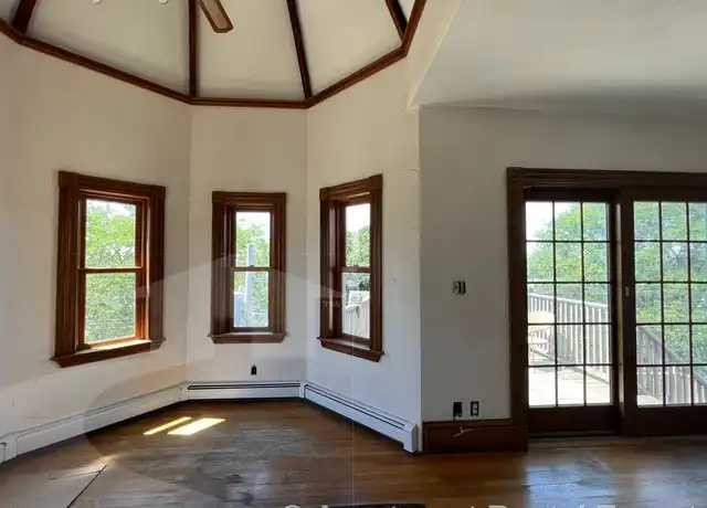 Property at 199 Summer St Unit 5, Somerville, MA, 02143, 3 beds, 2 baths, [object Object]