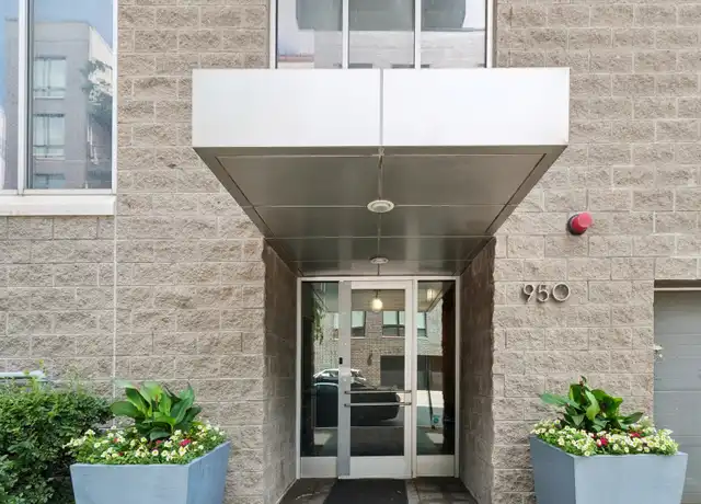 Property at 950 W Erie St #702, Chicago, IL, 60642, 1 bed, 1 bath, [object Object]