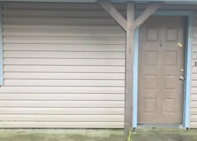 Property at 1131 Shellie Ln Unit 4, Lake Charles, LA, 70611, 2 beds, 1 bath, [object Object]