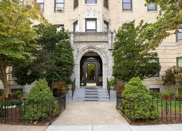 Property at 51 Park Dr #5, Boston, MA, 02215, 1 bed, 1 bath, [object Object]