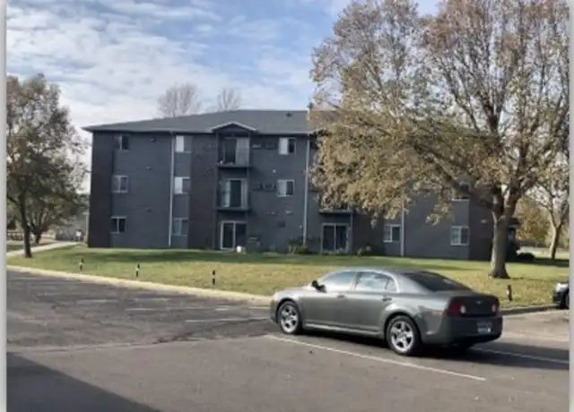 Property at Lakeport Village - 5801 W Christopher Pl, Sioux Falls, SD, 57106, 3 beds, 1 bath, [object Object]