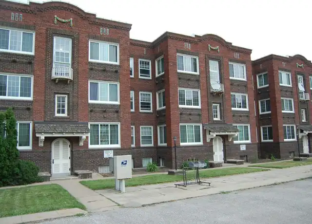 Property at 1739 G St Unit C1, Lincoln, NE, 68508, 1 bed, 1 bath, [object Object]
