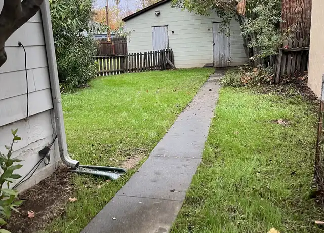 Property at 105 Earl Ave, Roseville, CA, 95678, 2 beds, 1 bath, [object Object]