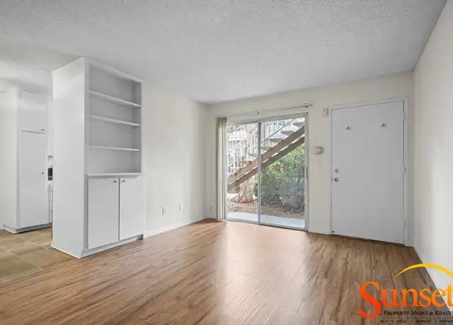 Property at 1539 Grand Ave Unit 2, San Diego, CA, 92109, 1 bed, 1 bath, [object Object]