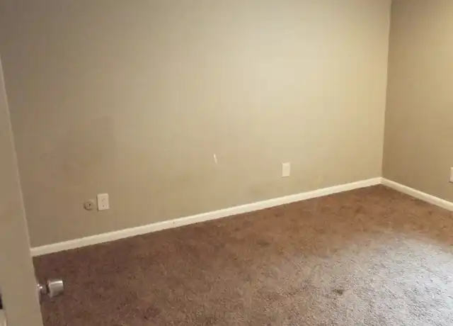 Property at 9316 E Independence Ave Unit 2, Independence, MO, 64053, 2 beds, 1 bath, [object Object]