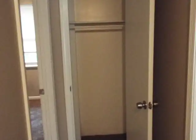 Property at 9316 E Independence Ave Unit 2, Independence, MO, 64053, 2 beds, 1 bath, [object Object]