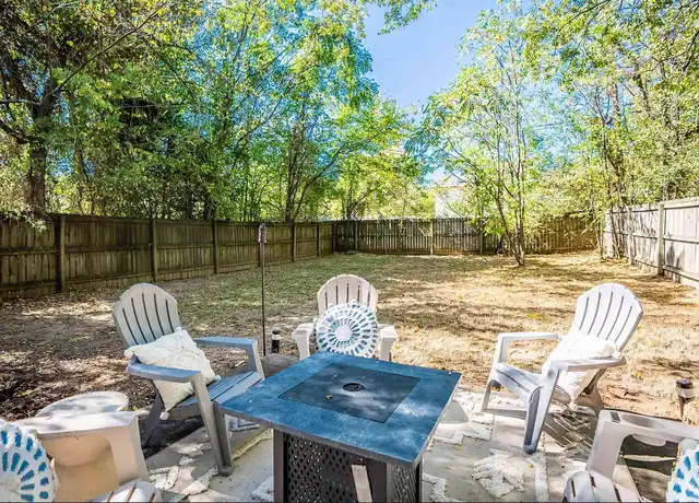 Property at 520 Valmar St, Little Rock, AR, 72205, 3 beds, 2 baths, [object Object]