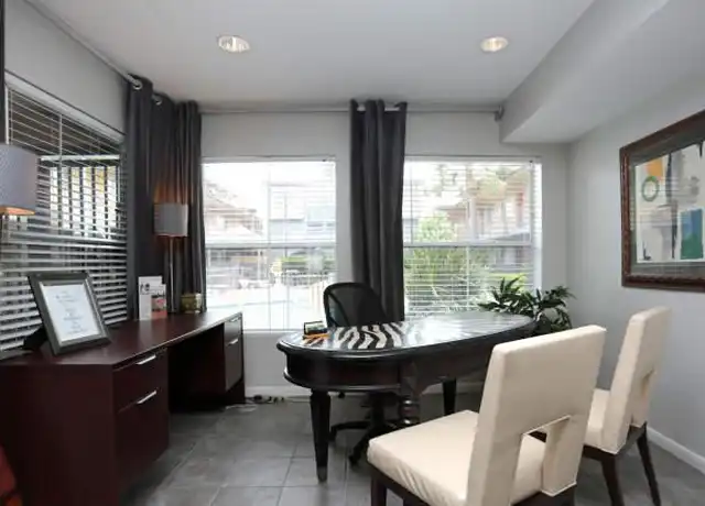 Property at 3411 Cummins St Unit 175, Houston, TX, 77027, 1 bed, 1 bath, [object Object]