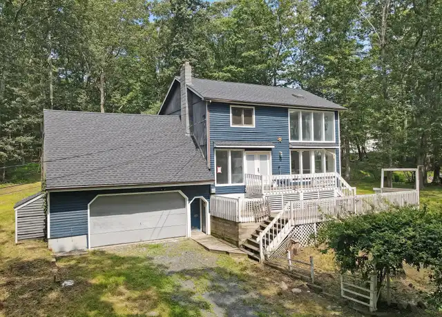 Property at 3118 Long Ct, Bushkill, PA, 18324, 3 beds, 1.5 baths, [object Object]