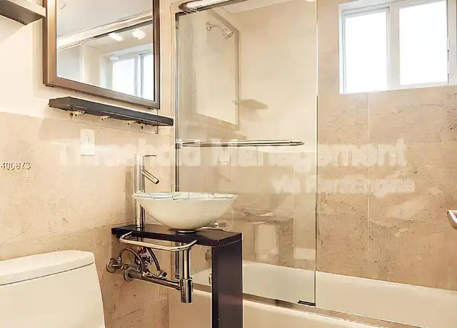 Property at 150 SW 10th St #4, Miami, FL, 33130, 1 bed, 1 bath, [object Object]