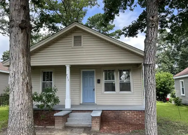 Property at 711 Madison St, Roanoke Rapids, NC, 27870, 2 beds, 1 bath, [object Object]